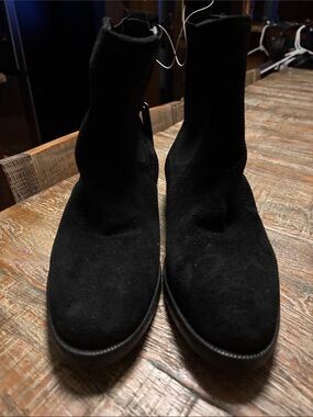 Men's Black Suede Chukka Boots - Sleek Elastic-Sided Style